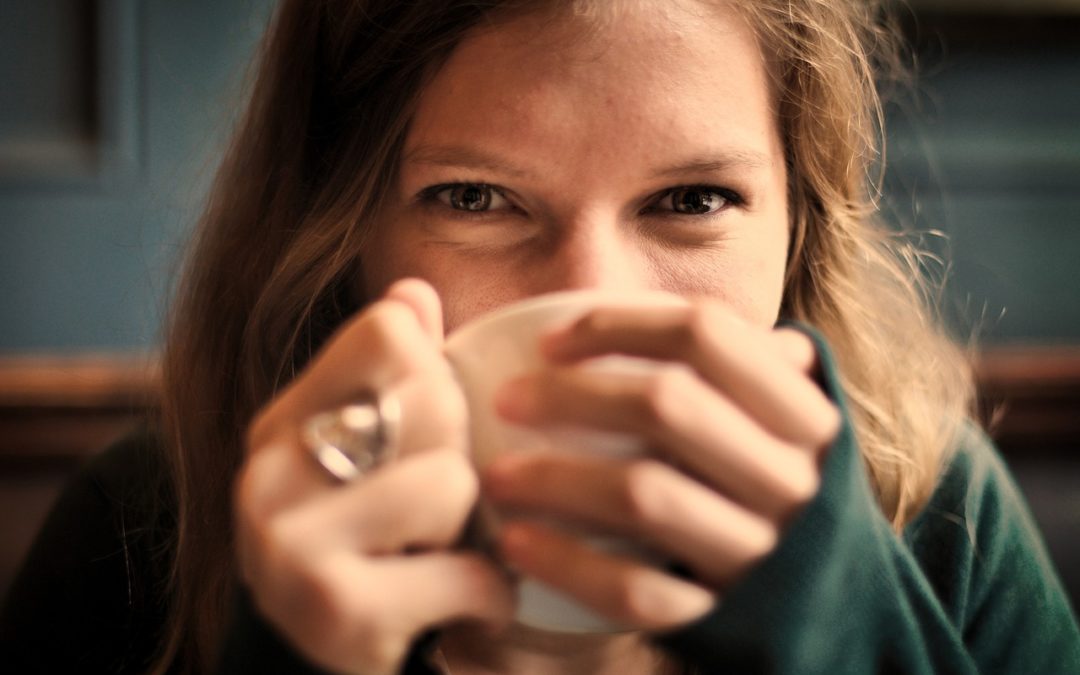 Boire du café : bon pour les dents ?